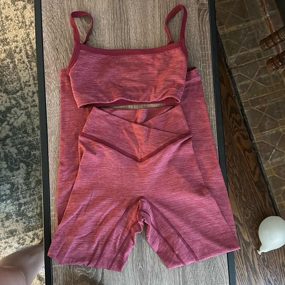 XXS Blackberry Daydream Leggings Vitality and XS blackberry daydream sports bra